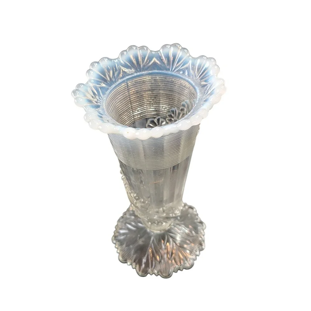 Northwood Opalescent Fluted Scrolls with Vine Bud Vase‎